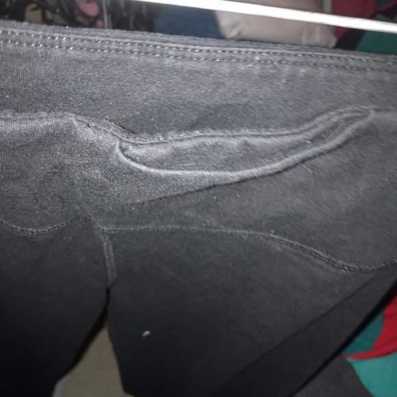 Black stretch pants size medium - Picture 3 of 8